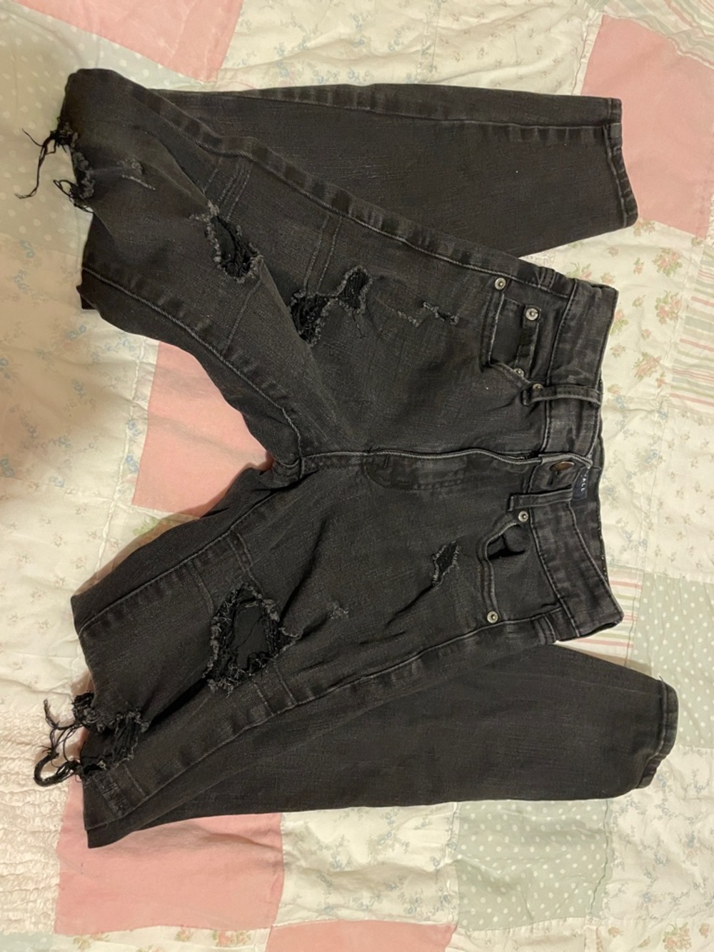 Aeropostale Black Distressed Skinny Jeans